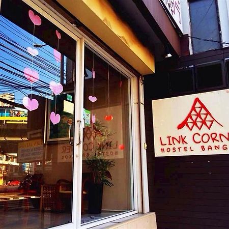 Link Corner Hostel Банкок Екстериор снимка