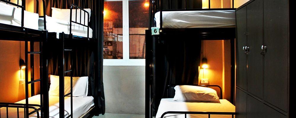 Link Corner Hostel Банкок Екстериор снимка