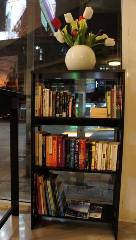 Link Corner Hostel Банкок Екстериор снимка